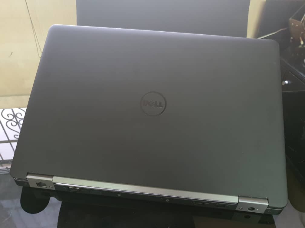 Dell Latitude E5570