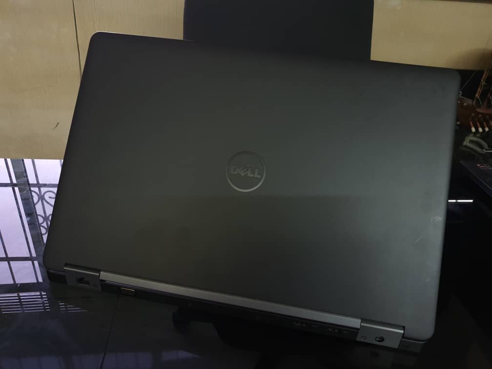 Dell Latitude E5570
