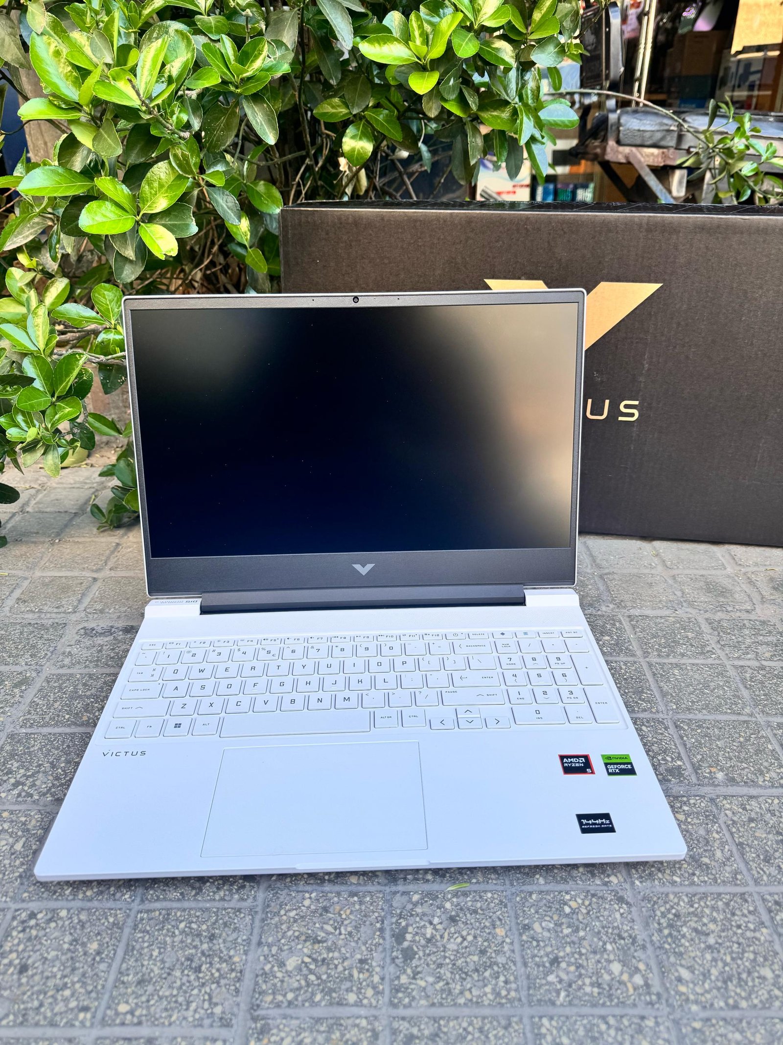 HP VICTUS 15-FB2670NW
