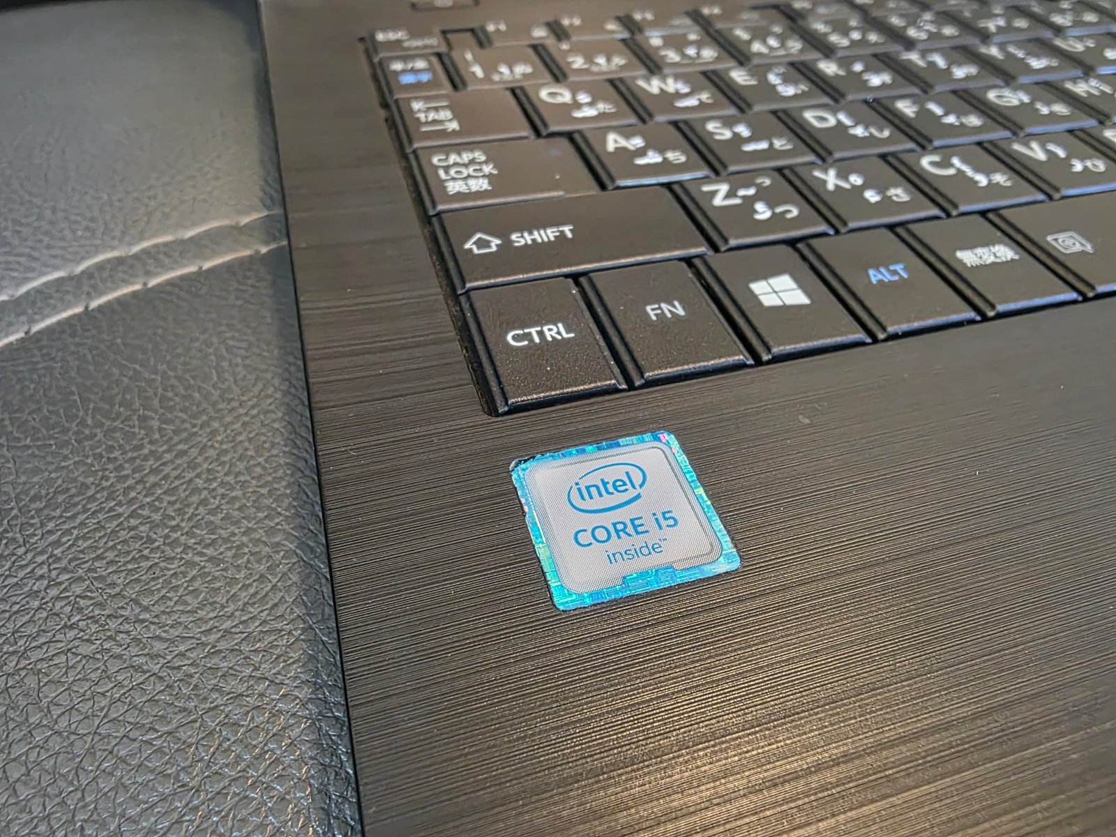 Toshiba Dynabook B65