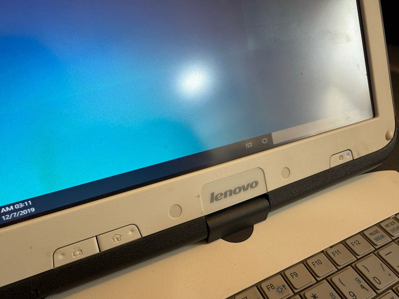Lenovo Mine