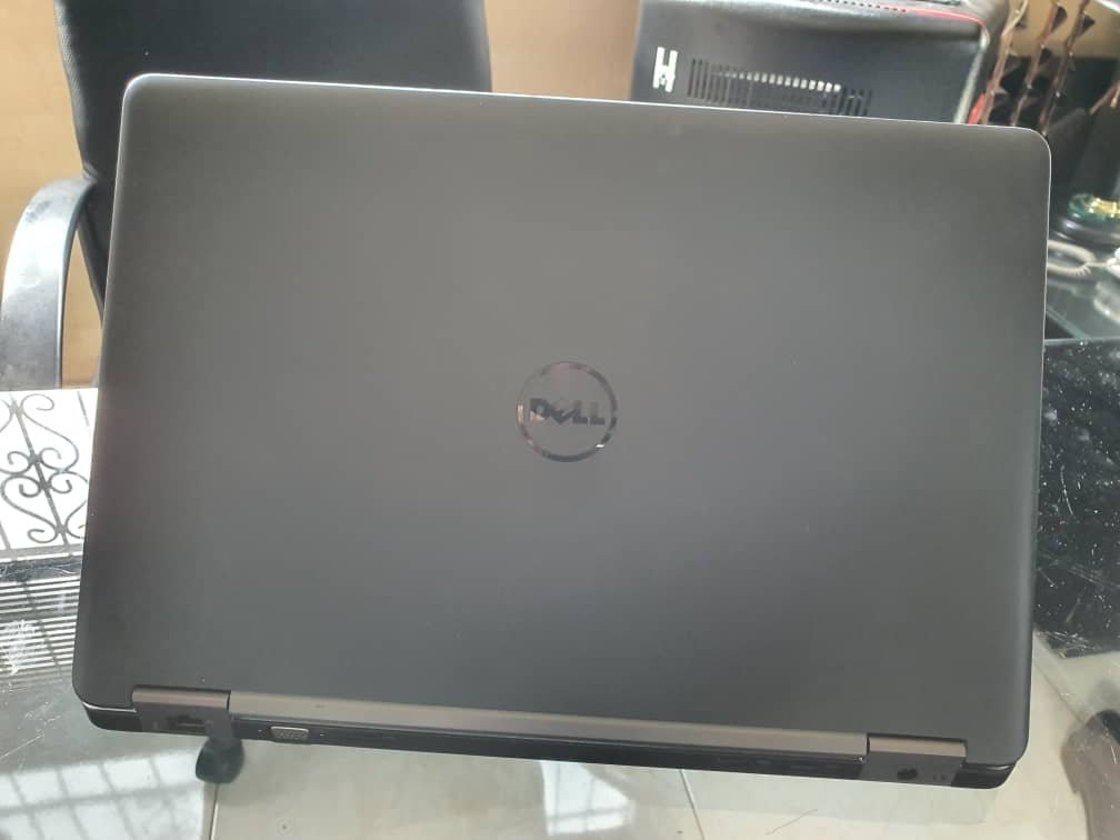 Dell Latitude E5550