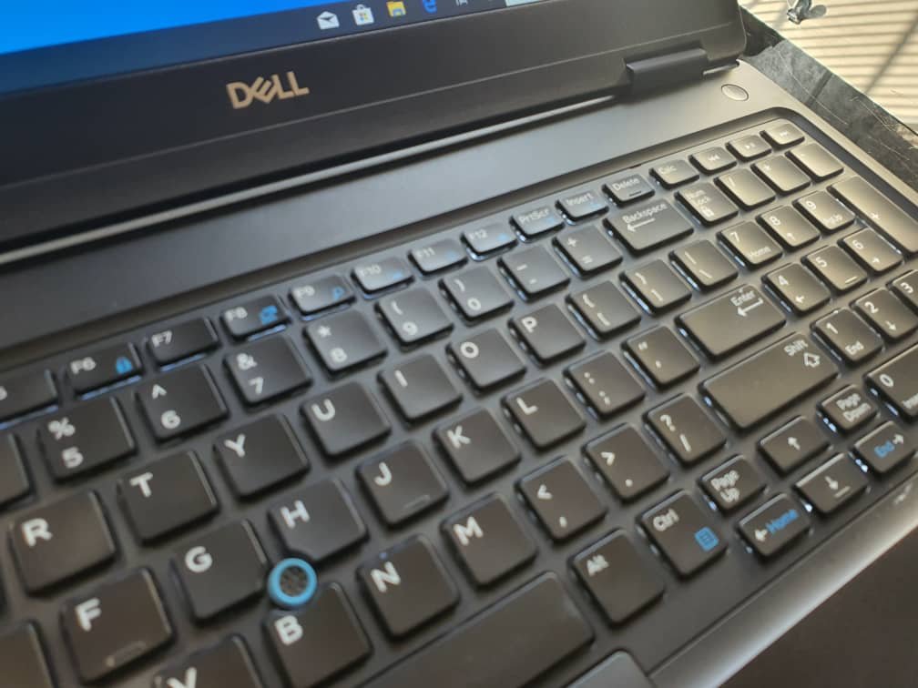 Dell precision 3530