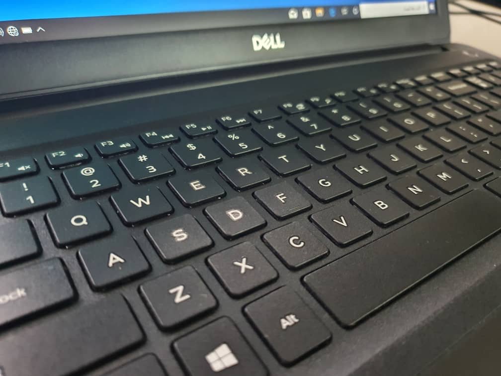 Dell Latitude 3500