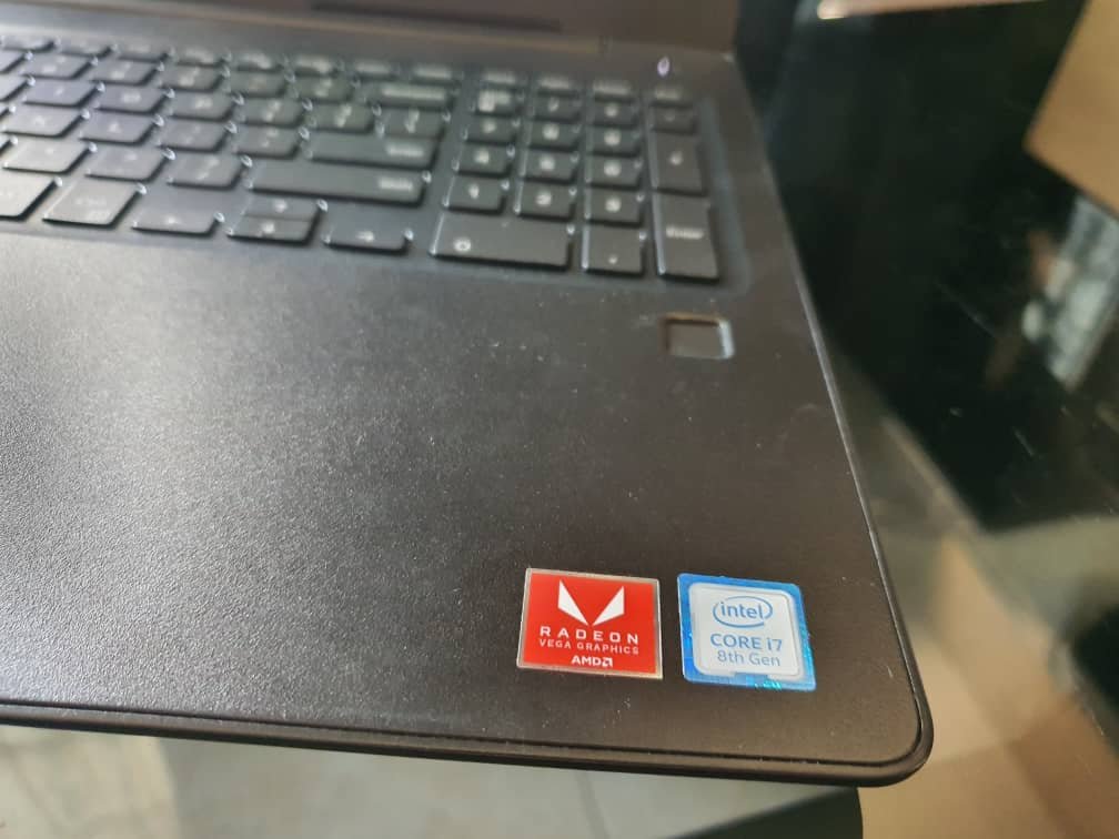 Dell Latitude 3590