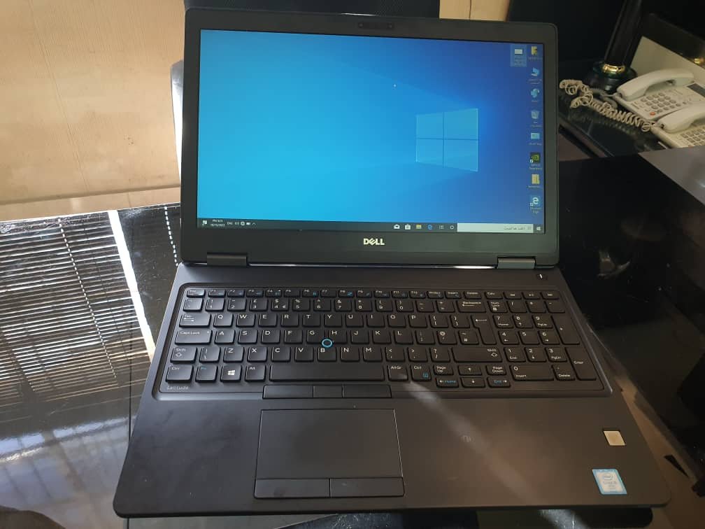 Dell precision 3520