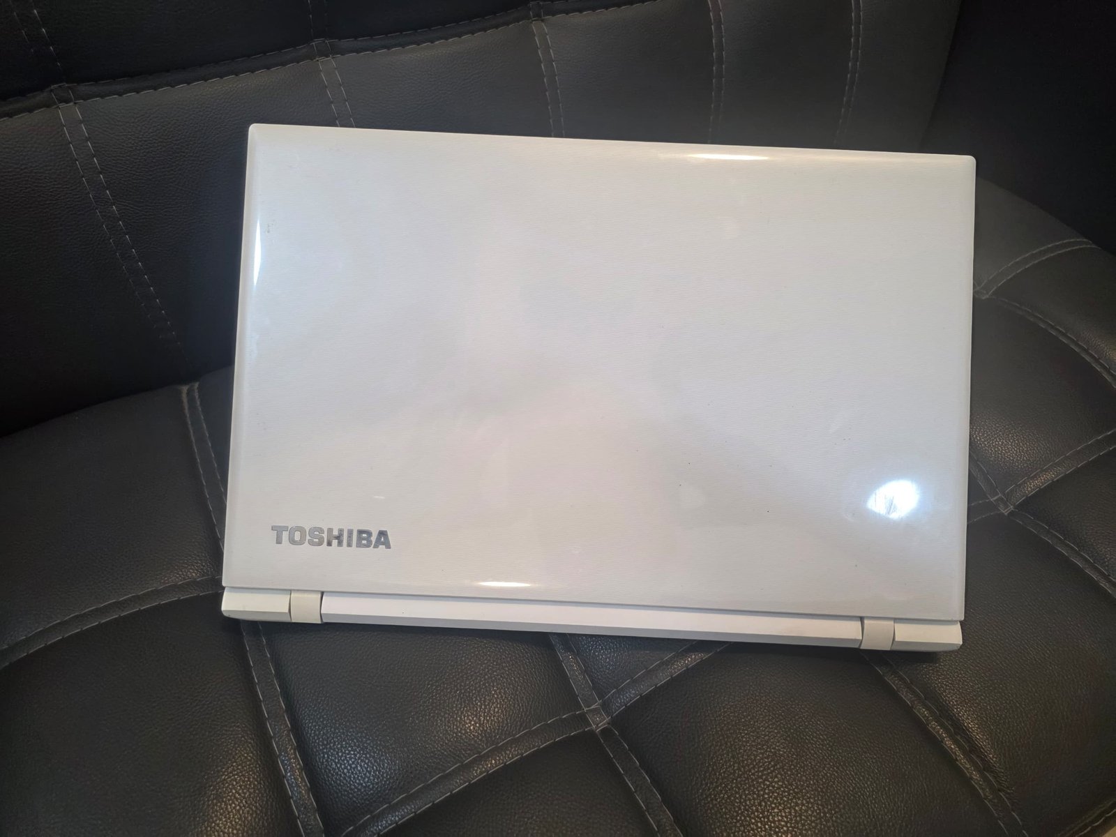 Toshiba Dynabook AZ55-VW