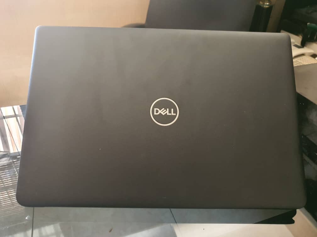 Dell Latitude 3500