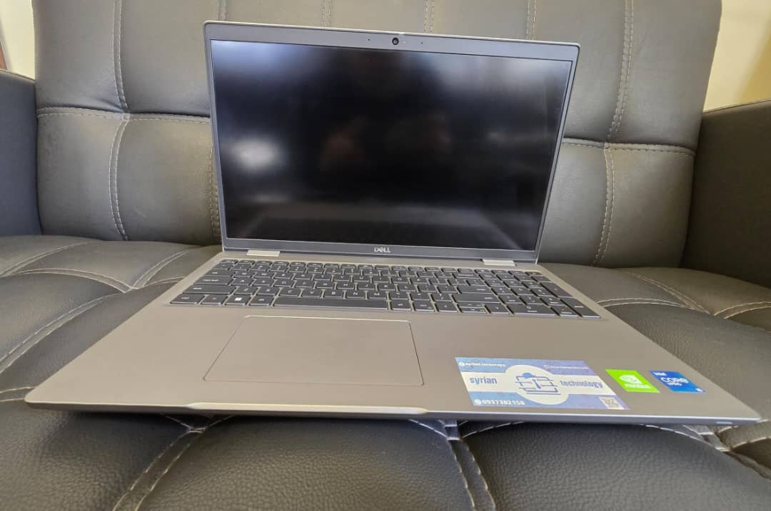 Dell Precision 3561