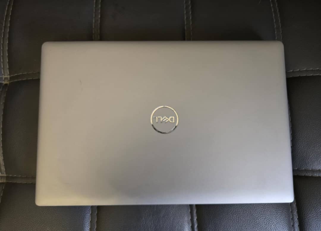 Dell Precision 3561