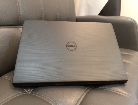Dell vostro 3558