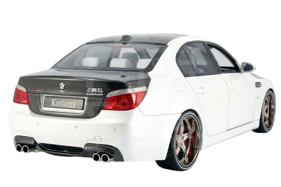 MAISTO BMW V10 (Diecast Cars)